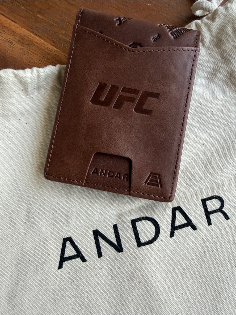 UFC x ANDAR Brown Leather Card Wallet